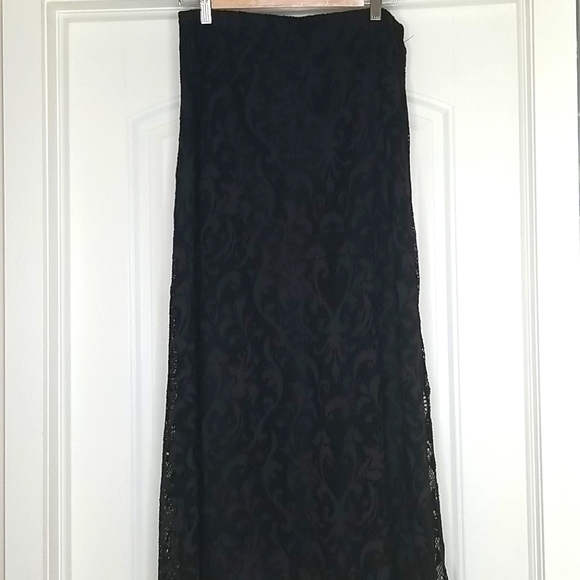 NYCC Black Lace Skirt - Picture 1 of 8